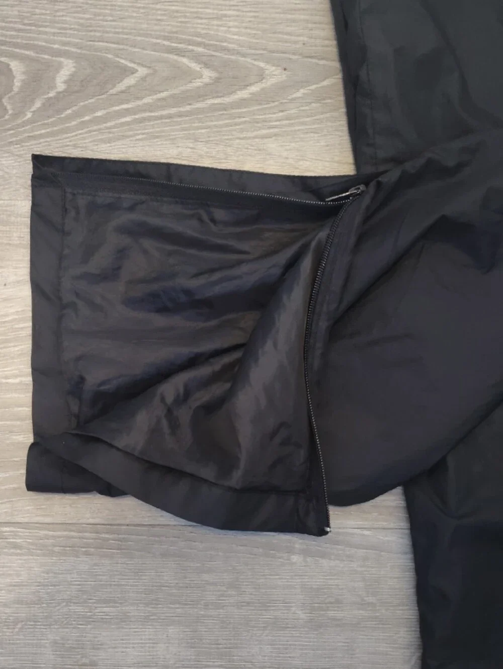 New Balance Black Lightweight Nylon Windbreaker Pants